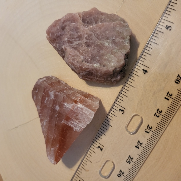 Natural Rose Quartz and Calcite Stones - Picture 1 of 3